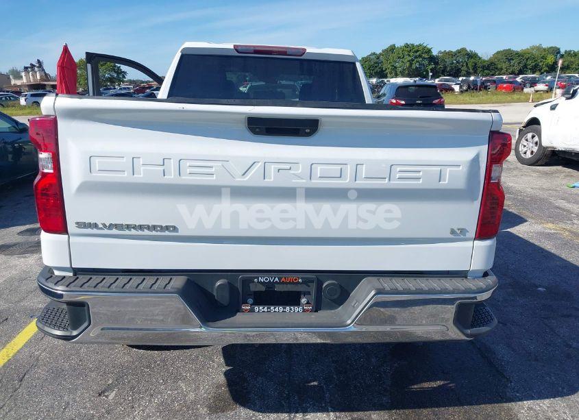 Photo 16 of 2019 Chevrolet Silverado 1500 LT (VIN 1GCRWCED7KZ317193)