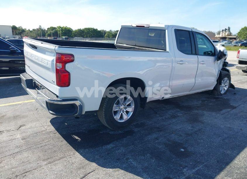 Photo 4 of 2019 Chevrolet Silverado 1500 LT (VIN 1GCRWCED7KZ317193)