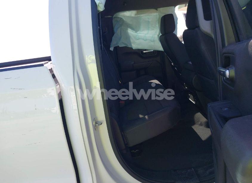 Photo 8 of 2019 Chevrolet Silverado 1500 LT (VIN 1GCRWCED7KZ317193)