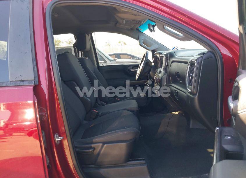 Photo 5 of 2019 Chevrolet Silverado 1500 LT (VIN 1GCRWCED9KZ204930)