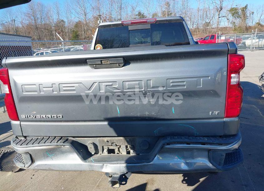 Photo 16 of 2019 Chevrolet Silverado 1500 LT (VIN 1GCRWCEDXKZ348471)