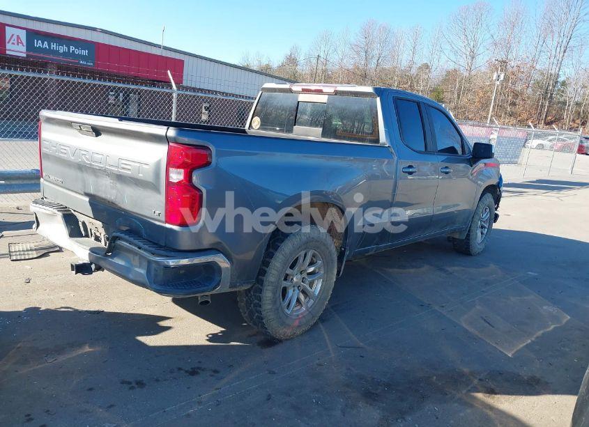 Photo 4 of 2019 Chevrolet Silverado 1500 LT (VIN 1GCRWCEDXKZ348471)