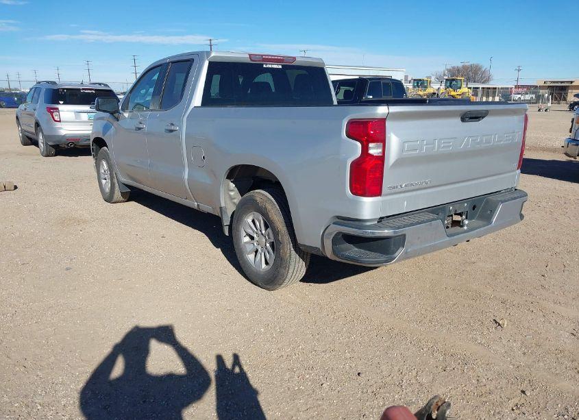 Photo 3 of 2020 Chevrolet Silverado 1500 2WD DOUBLE CAB STANDARD BED LT (VIN 1GCRWCEK3LZ233100)