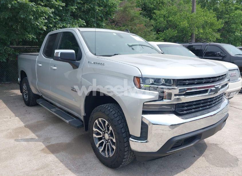 2019 Chevrolet Silverado 1500 LT (VIN 1GCRWCEK8KZ314897) main photo