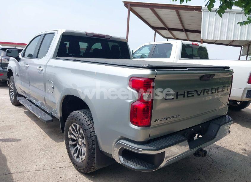 Photo 3 of 2019 Chevrolet Silverado 1500 LT (VIN 1GCRWCEK8KZ314897)