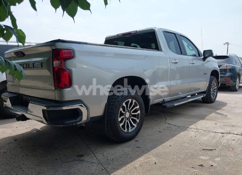 Photo 4 of 2019 Chevrolet Silverado 1500 LT (VIN 1GCRWCEK8KZ314897)