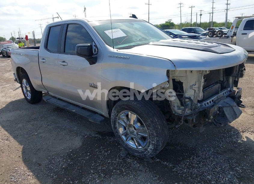 2020 Chevrolet Silverado 1500 2WD DOUBLE CAB STANDARD BED RST (VIN 1GCRWDEK5LZ134509) main photo