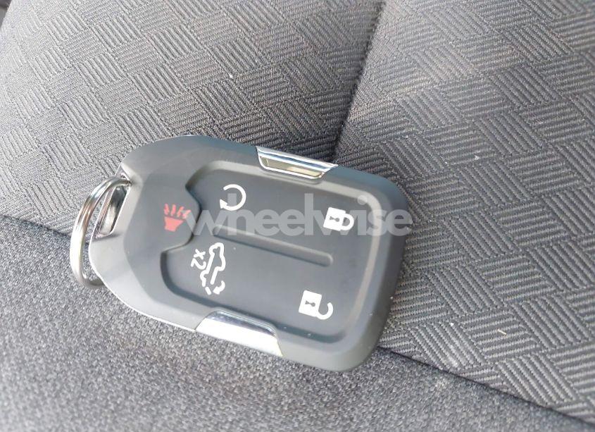 Photo 11 of 2020 Chevrolet Silverado 1500 2WD DOUBLE CAB STANDARD BED RST (VIN 1GCRWDEK5LZ134509)