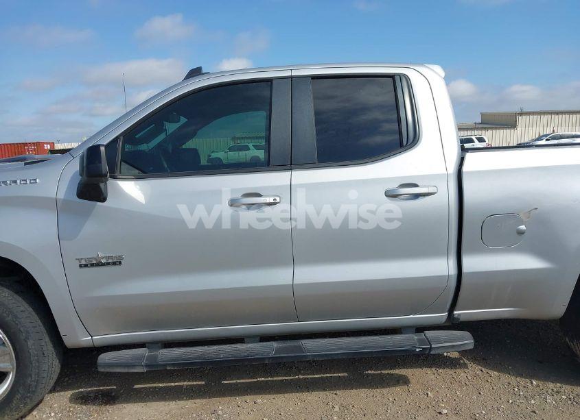 Photo 15 of 2020 Chevrolet Silverado 1500 2WD DOUBLE CAB STANDARD BED RST (VIN 1GCRWDEK5LZ134509)