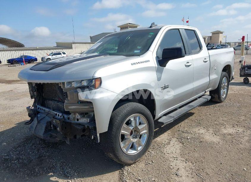 Photo 2 of 2020 Chevrolet Silverado 1500 2WD DOUBLE CAB STANDARD BED RST (VIN 1GCRWDEK5LZ134509)
