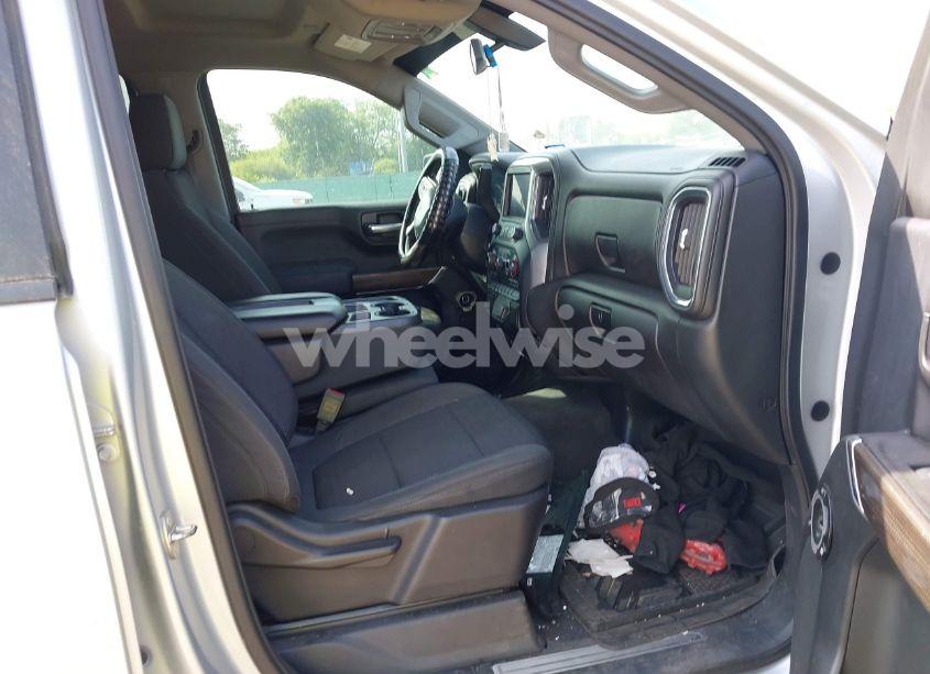 Photo 5 of 2020 Chevrolet Silverado 1500 2WD DOUBLE CAB STANDARD BED RST (VIN 1GCRWDEK5LZ134509)