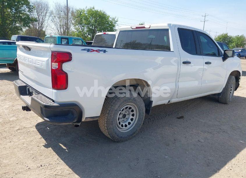 Photo 4 of 2022 Chevrolet Silverado 1500 LTD 4WD DOUBLE CAB STANDARD BED WT (VIN 1GCRYAED0NZ174736)