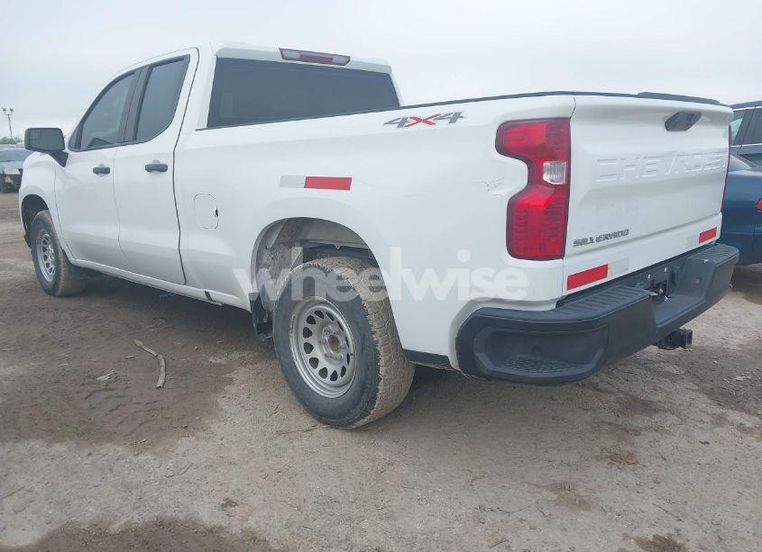 Photo 3 of 2022 Chevrolet Silverado 1500 LTD 4WD DOUBLE CAB STANDARD BED WT (VIN 1GCRYAED3NZ174438)