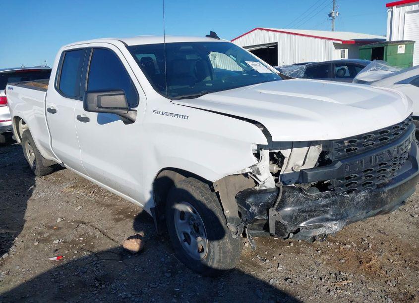 2019 Chevrolet Silverado 1500 WORK TRUCK (VIN 1GCRYAEF0KZ259735) main photo