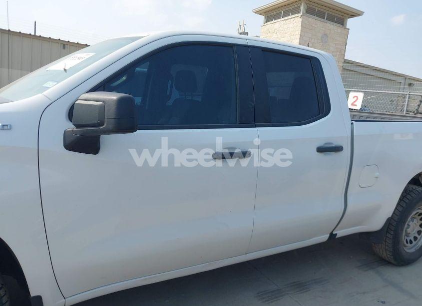 Photo 14 of 2020 Chevrolet Silverado 1500 4WD DOUBLE CAB STANDARD BED WT (VIN 1GCRYAEF0LZ178509)