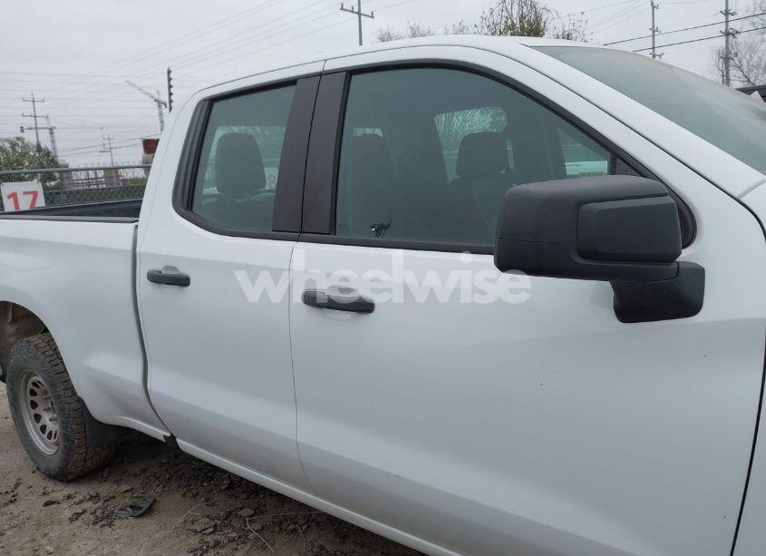 Photo 13 of 2020 Chevrolet Silverado 1500 4WD DOUBLE CAB STANDARD BED WT (VIN 1GCRYAEF0LZ179062)