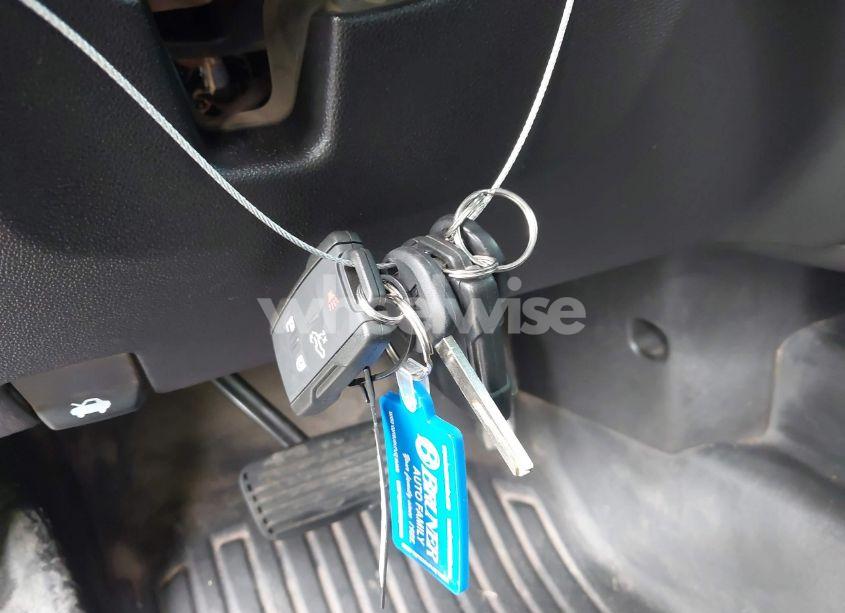 Photo 11 of 2021 Chevrolet Silverado 1500 4WD DOUBLE CAB STANDARD BED WT (VIN 1GCRYAEF0MZ218153)