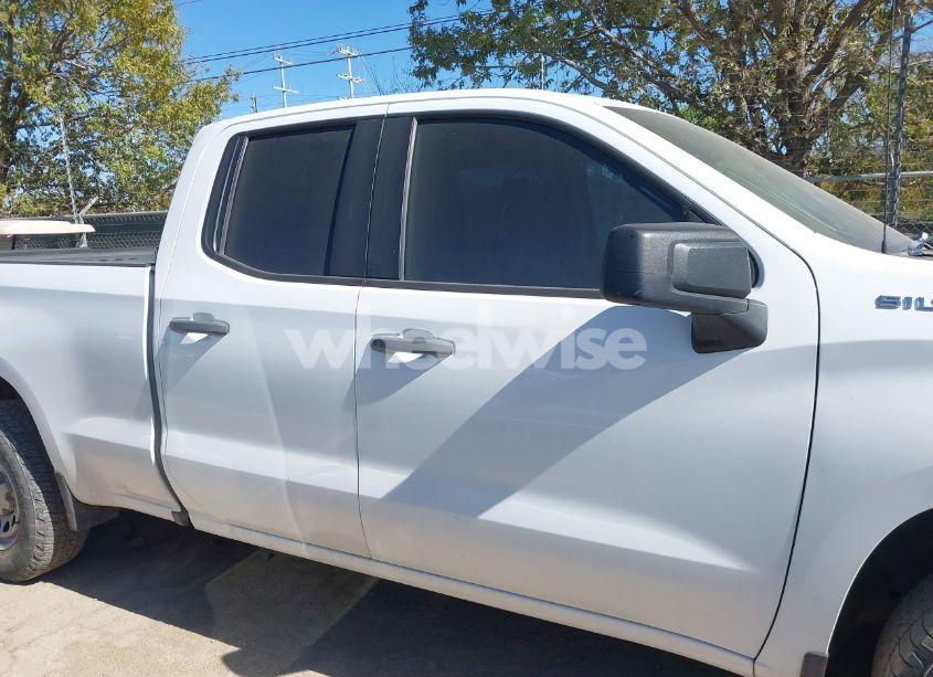 Photo 13 of 2020 Chevrolet Silverado 1500 4WD DOUBLE CAB STANDARD BED WT (VIN 1GCRYAEF1LZ177546)