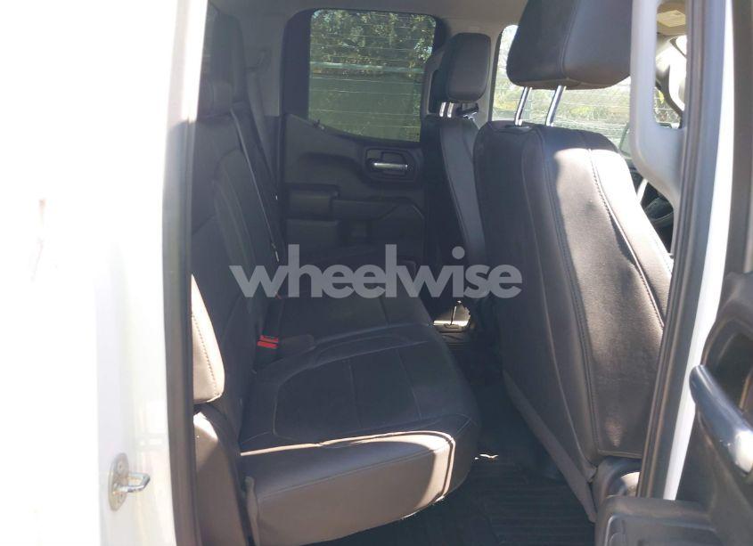 Photo 8 of 2020 Chevrolet Silverado 1500 4WD DOUBLE CAB STANDARD BED WT (VIN 1GCRYAEF1LZ177546)