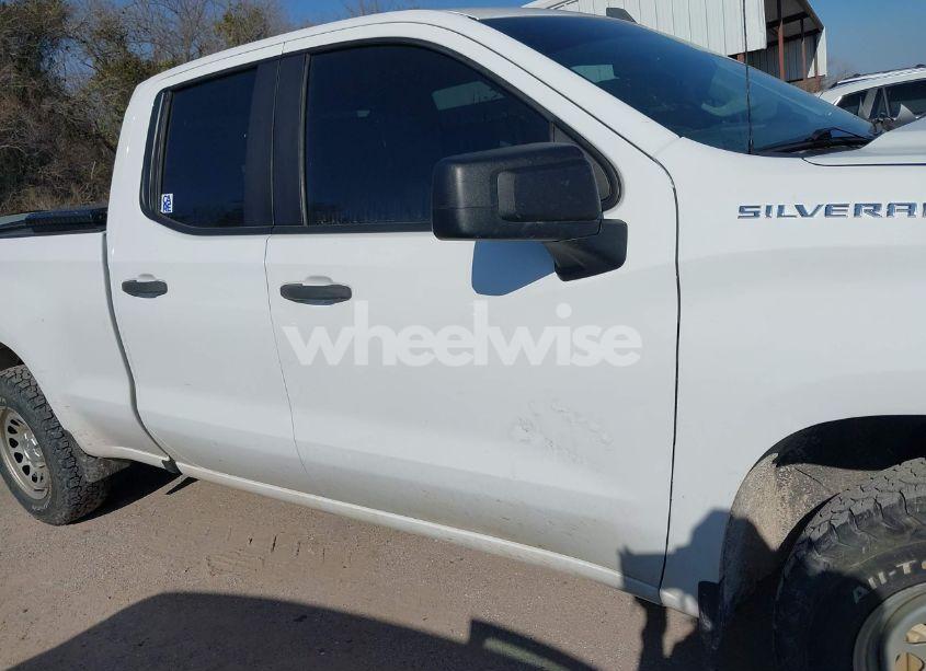Photo 13 of 2019 Chevrolet Silverado 1500 WORK TRUCK (VIN 1GCRYAEF2KZ370481)