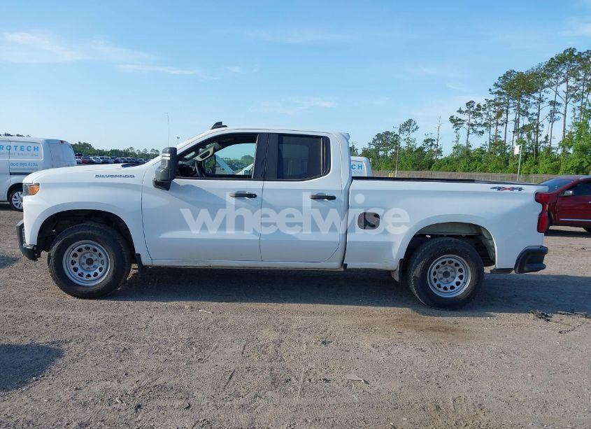 Photo 14 of 2021 Chevrolet Silverado 1500 4WD DOUBLE CAB STANDARD BED WT (VIN 1GCRYAEF2MZ135727)