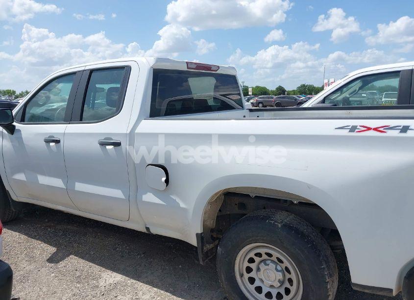 Photo 14 of 2021 Chevrolet Silverado 1500 4WD DOUBLE CAB STANDARD BED WT (VIN 1GCRYAEF2MZ209695)