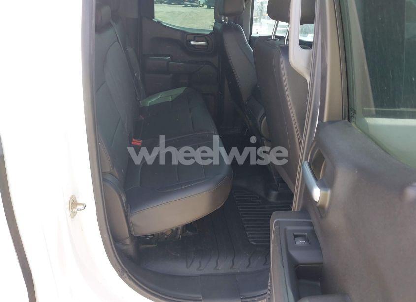 Photo 8 of 2020 Chevrolet Silverado 1500 4WD DOUBLE CAB STANDARD BED WT (VIN 1GCRYAEF3LZ177158)