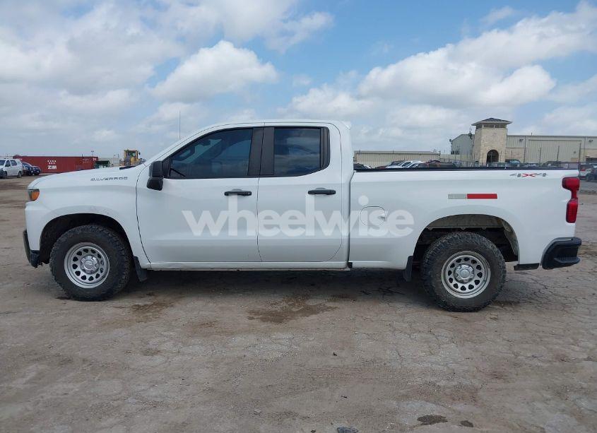 Photo 14 of 2021 Chevrolet Silverado 1500 4WD DOUBLE CAB STANDARD BED WT (VIN 1GCRYAEF3MZ217188)