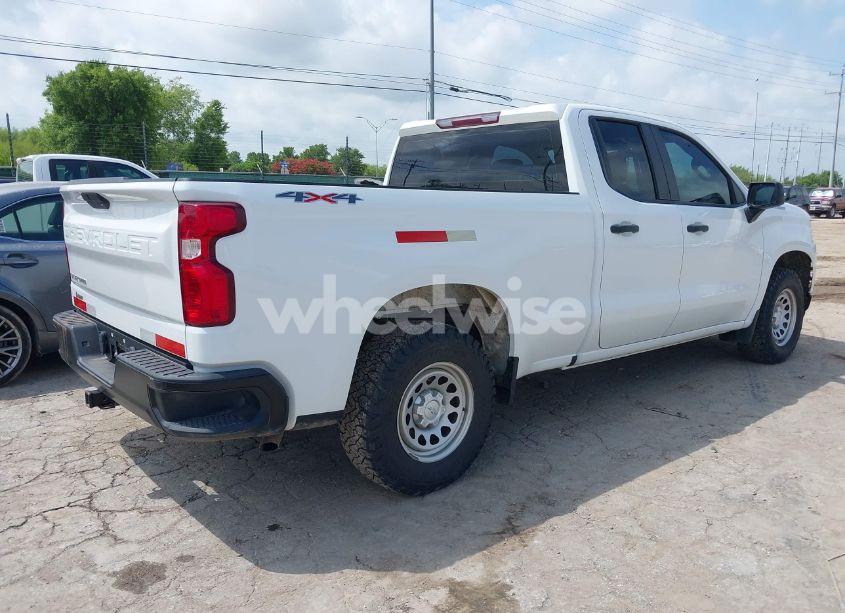 Photo 4 of 2021 Chevrolet Silverado 1500 4WD DOUBLE CAB STANDARD BED WT (VIN 1GCRYAEF3MZ217188)