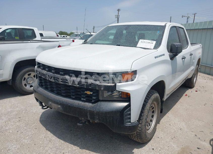 Photo 2 of 2020 Chevrolet Silverado 1500 4WD DOUBLE CAB STANDARD BED WT (VIN 1GCRYAEF4LZ177394)