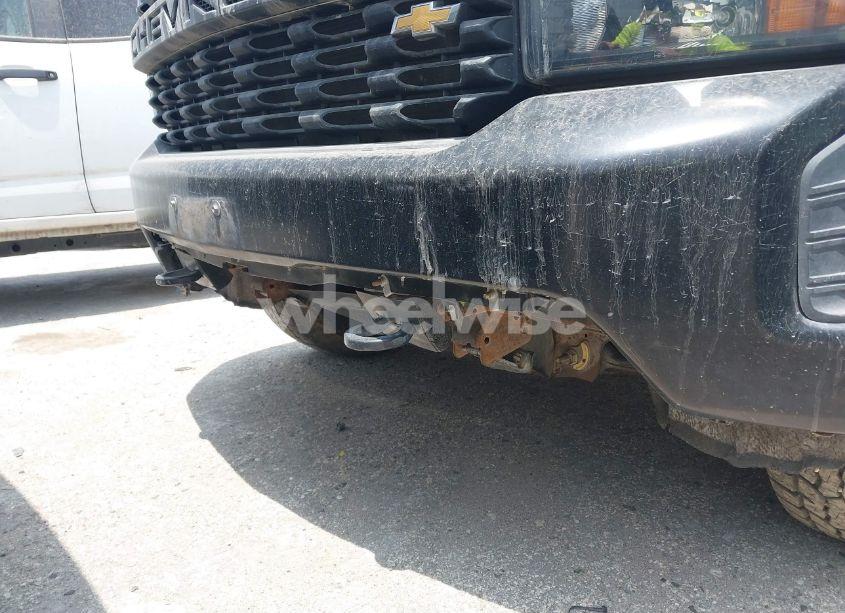 Photo 6 of 2020 Chevrolet Silverado 1500 4WD DOUBLE CAB STANDARD BED WT (VIN 1GCRYAEF4LZ177394)