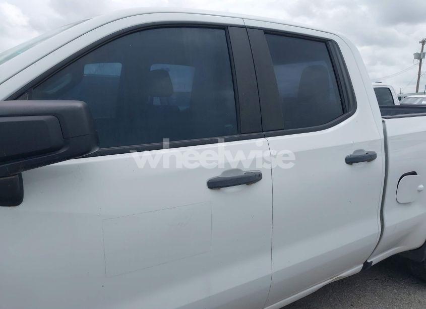 Photo 14 of 2020 Chevrolet Silverado 1500 4WD DOUBLE CAB STANDARD BED WT (VIN 1GCRYAEF4LZ179596)