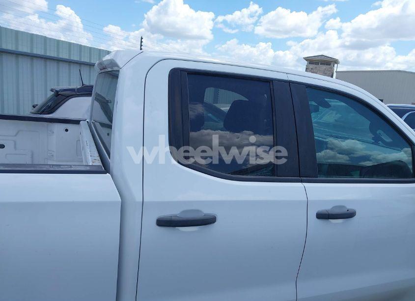 Photo 13 of 2021 Chevrolet Silverado 1500 4WD DOUBLE CAB STANDARD BED WT (VIN 1GCRYAEF4MZ210881)