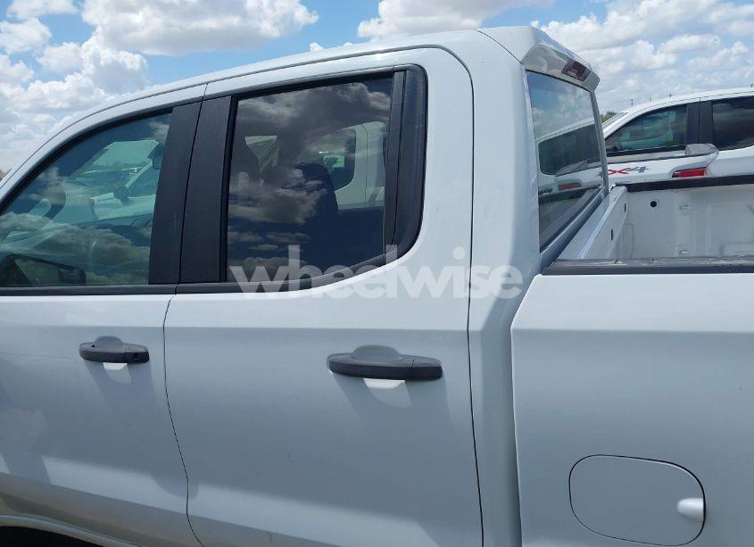 Photo 14 of 2021 Chevrolet Silverado 1500 4WD DOUBLE CAB STANDARD BED WT (VIN 1GCRYAEF4MZ210881)