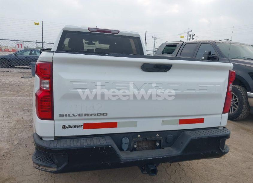 Photo 16 of 2021 Chevrolet Silverado 1500 4WD DOUBLE CAB STANDARD BED WT (VIN 1GCRYAEF4MZ211142)