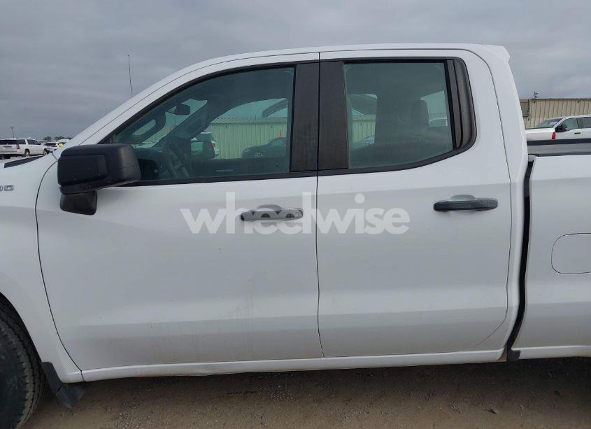 Photo 14 of 2020 Chevrolet Silverado 1500 4WD DOUBLE CAB STANDARD BED WT (VIN 1GCRYAEF5LZ176626)