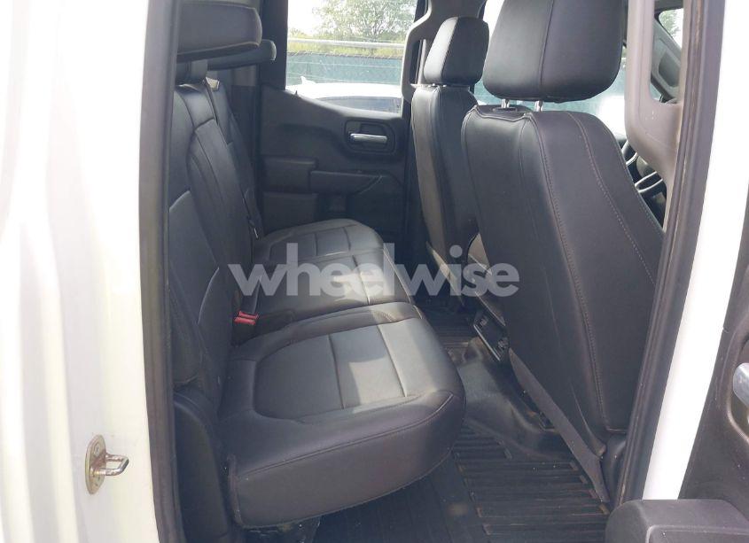 Photo 8 of 2020 Chevrolet Silverado 1500 4WD DOUBLE CAB STANDARD BED WT (VIN 1GCRYAEF5LZ178540)