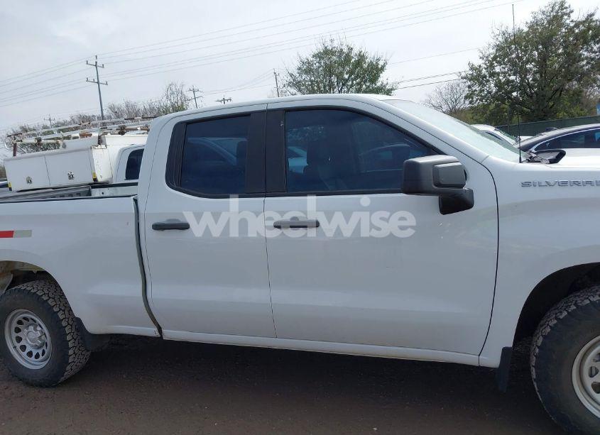 Photo 13 of 2021 Chevrolet Silverado 1500 4WD DOUBLE CAB STANDARD BED WT (VIN 1GCRYAEF5MZ217211)