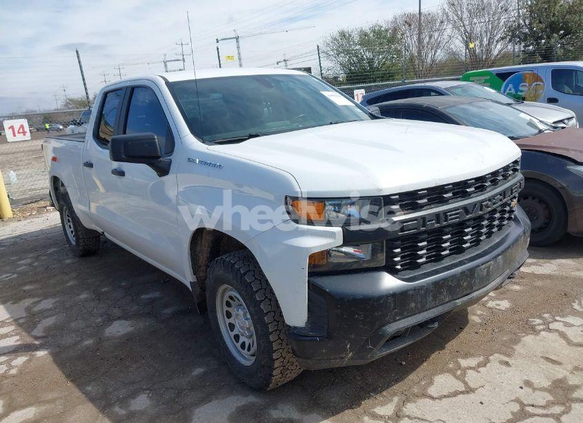 2021 Chevrolet Silverado 1500 4WD DOUBLE CAB STANDARD BED WT (VIN 1GCRYAEF5MZ217239) main photo
