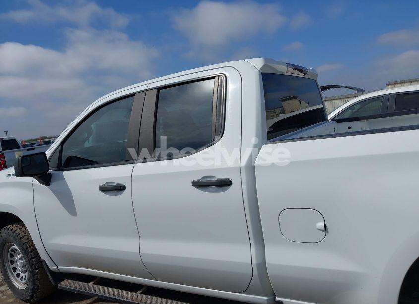 Photo 14 of 2021 Chevrolet Silverado 1500 4WD DOUBLE CAB STANDARD BED WT (VIN 1GCRYAEF5MZ217239)