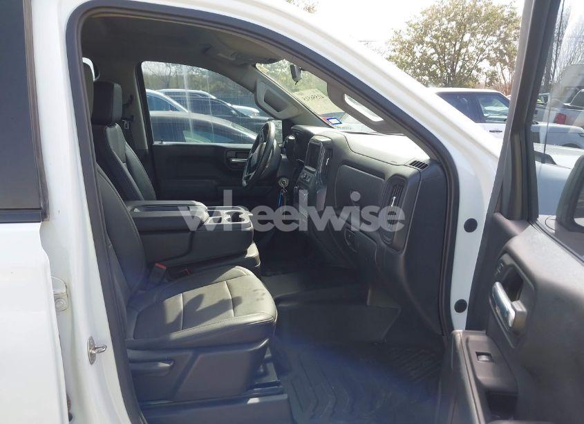 Photo 5 of 2021 Chevrolet Silverado 1500 4WD DOUBLE CAB STANDARD BED WT (VIN 1GCRYAEF5MZ217239)