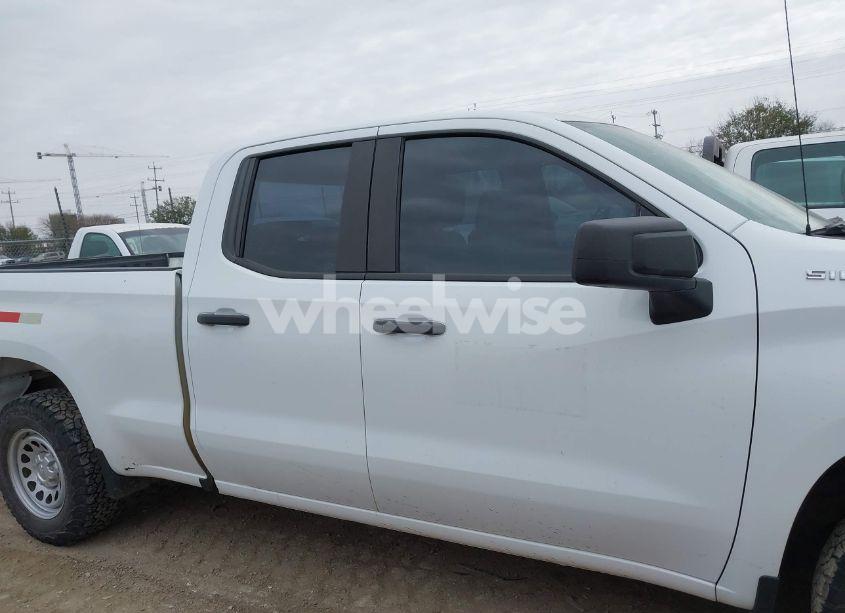 Photo 13 of 2021 Chevrolet Silverado 1500 4WD DOUBLE CAB STANDARD BED WT (VIN 1GCRYAEF5MZ217337)