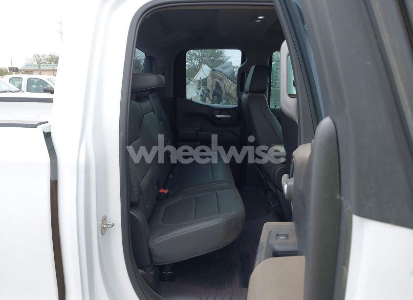 Photo 8 of 2021 Chevrolet Silverado 1500 4WD DOUBLE CAB STANDARD BED WT (VIN 1GCRYAEF5MZ217337)