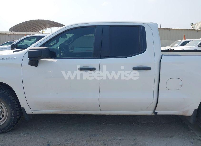 Photo 14 of 2021 Chevrolet Silverado 1500 4WD DOUBLE CAB STANDARD BED WT (VIN 1GCRYAEF5MZ218018)