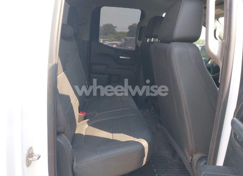Photo 8 of 2021 Chevrolet Silverado 1500 4WD DOUBLE CAB STANDARD BED WT (VIN 1GCRYAEF5MZ218018)