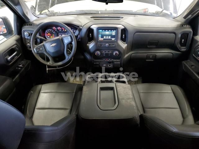 Photo 4 of 2019 CHEVROLET SILVERADO K1500 (VIN 1GCRYAEF6KZ188346)