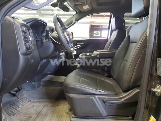 Photo 8 of 2019 CHEVROLET SILVERADO K1500 (VIN 1GCRYAEF6KZ188346)