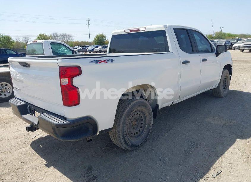 Photo 4 of 2020 Chevrolet Silverado 1500 4WD DOUBLE CAB STANDARD BED WT (VIN 1GCRYAEF6LZ177011)
