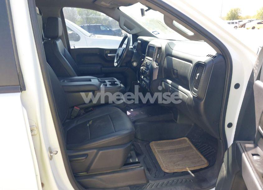 Photo 5 of 2020 Chevrolet Silverado 1500 4WD DOUBLE CAB STANDARD BED WT (VIN 1GCRYAEF6LZ177011)