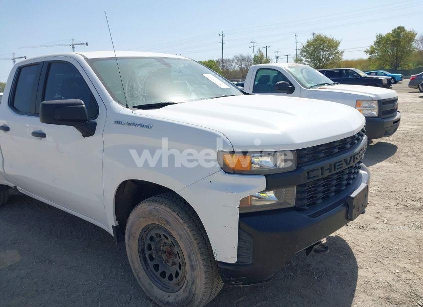 Photo 6 of 2020 Chevrolet Silverado 1500 4WD DOUBLE CAB STANDARD BED WT (VIN 1GCRYAEF6LZ177011)